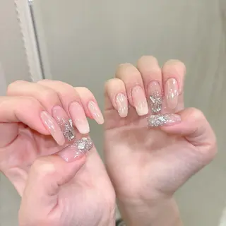 ネイル RAY＋beauty 豊田丸山　小島あいののネイルデザイン