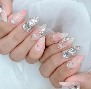 ネイル Lyn TA Nailのネイルデザイン