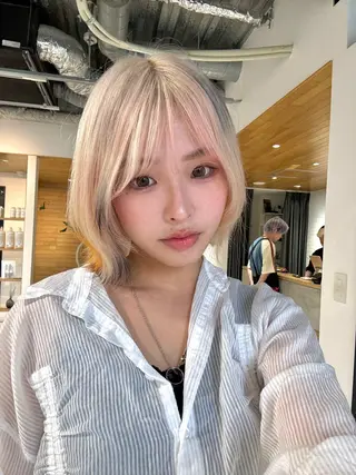 カラー 心斎橋ハイトーン特化 midori🍀のヘアスタイル