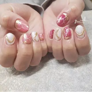 ネイル y ___nailのネイルデザイン