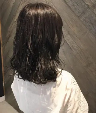 ミディアム カラー Lolonois池田 代表 鍜治本颯太のヘアスタイル