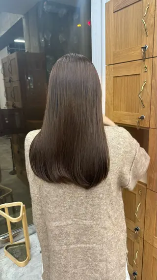 セミロング amy.所属・amy.館澤 鮎奈のヘアスタイル