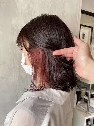 ミディアム カラー ヘアアレンジ 切りっぱなしボブ/ デザインカラー店長のヘアスタイル
