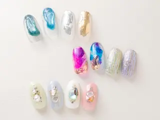 ネイル 💗🪽Tiary Nail🪽💗のネイルデザイン