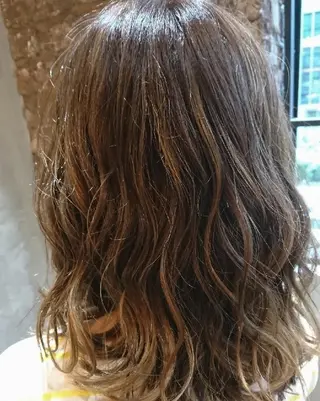 ミディアム カラー youres センター南所属・今満 精二のヘアスタイル