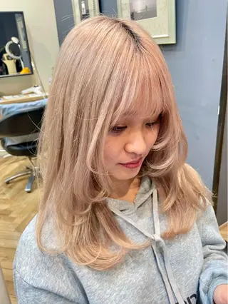 セミロング 鎌取/透明感カラー /ボブ/顔まわりのヘアスタイル