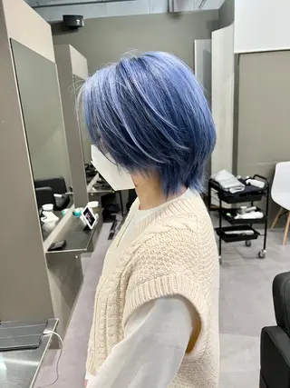 ショート カラー Via officialのヘアスタイル