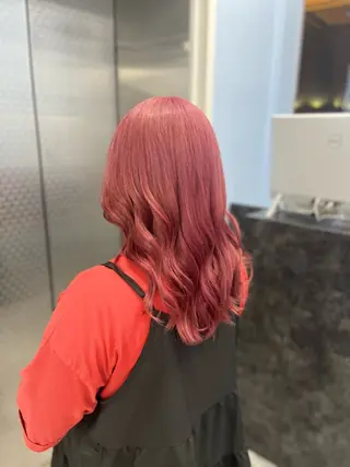 セミロング white.梅田所属・White梅田  ／ COCOのヘアスタイル