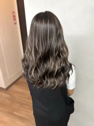 ロング カラー VIF所属・🗻飯田誠也🗻 カットカラー得意のヘアスタイル