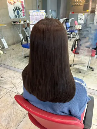 ロング カラー OSHARE DOROBO bis所属・槇野 彪海のヘアスタイル