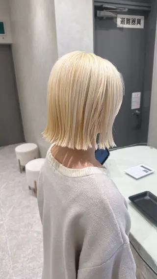 ミディアム カラー SALOWIN札幌大通り所属・札幌ブリーチカラー/ ダブルカラー/ドイのヘアスタイル