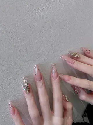 ネイル U1salon所属・佐藤 希子のネイルデザイン