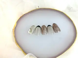 ネイル Can I Dressy 天神橋5丁目店所属・Yanamoto Aireのネイルデザイン