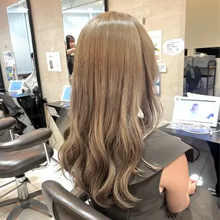 ロング 艶髪ブリーチカラー 💗manaka💗のヘアスタイル