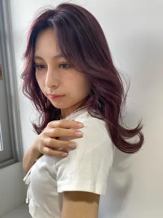 ミディアム カラー 遠藤 愛莉のヘアスタイル