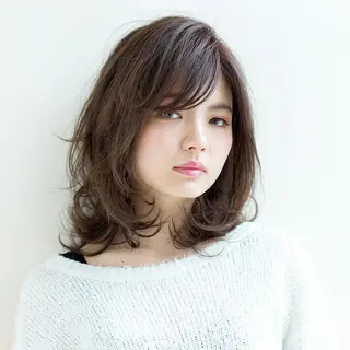 ミディアム カラー ゆうつ やすひとのヘアスタイル