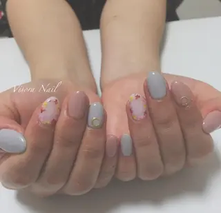 ネイル 美SORA ～ｳﾞｨｿﾗ～のネイルデザイン