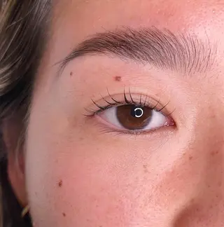 マツエク・マツパ アイブロウ viii ヴィーのマツエク・マツパデザイン