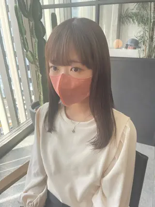 セミロング 鈴木瑛里／ブロンド ベージュ／男女のヘアスタイル