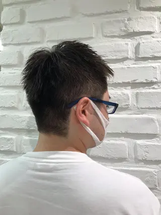 ショート メンズ 【暖色カラー特化】 中山由梨のヘアスタイル