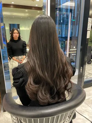 ロング カラー パーマ コテ巻きパーマ 藤野佑成のヘアスタイル