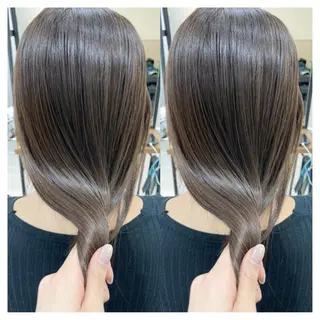セミロング カラー 村山 茉衣のヘアスタイル