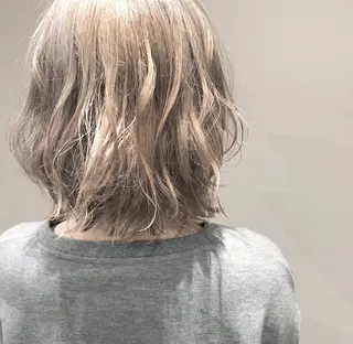 カラー 小森 樹奈のヘアスタイル