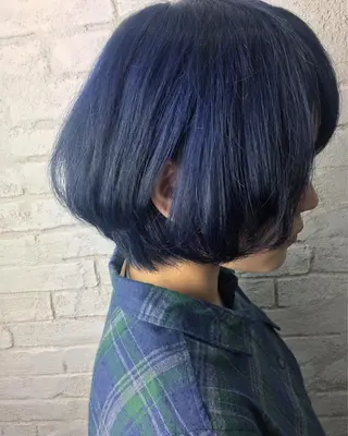 ショート カラー boutique misakiのヘアスタイル
