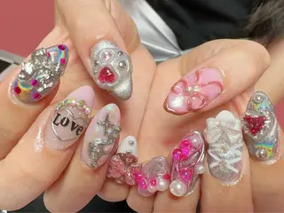 ネイル Nail Atelier IamI所属・アイアムアイ 大村磨衣のネイルデザイン