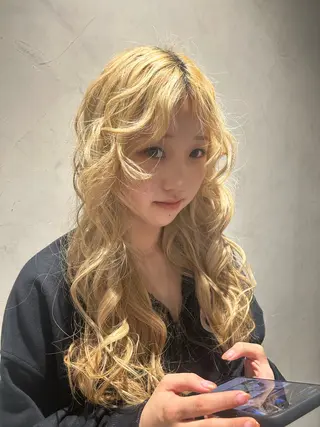 A GRAND UNION 広尾所属・横内 英奈のヘアスタイル