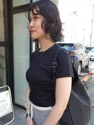 ショート パーマ runa/パーマ /ワンカラーモデルのヘアスタイル