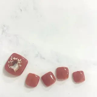 ネイル Trinity ネイリストスタッフのネイルデザイン