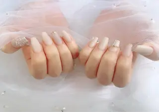 ネイル ᴿᴬᴺᴼᴺ ‎🤍 𝐴𝑌𝐴𝐾𝐴のネイルデザイン