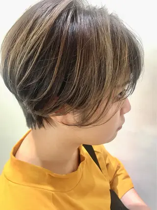 ショート カラー レイヤー/ベージュ カラー/ハシモトのヘアスタイル