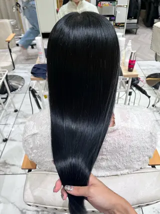 ロング カラー ∴Sanae. ∴ トータルビューティーのネイルデザイン