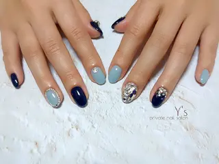 ネイル YUMI NAGAI  のネイルデザイン