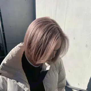 カラー em HAIR所属・透明感カラー🫧 ハイトーン/ケン💫のヘアスタイル