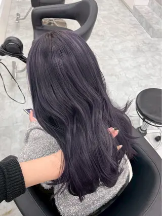 カラー 🩶niina 暗髪韓国系カラー🩶のヘアスタイル
