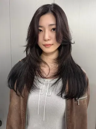 ロング ブルーブラック レイヤー/TERUのヘアスタイル