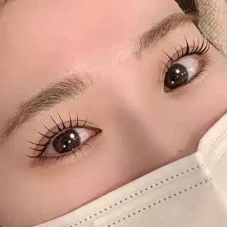 マツエク・マツパ マリーテレジア 無料モデルの眉毛・アイブロウイメージ