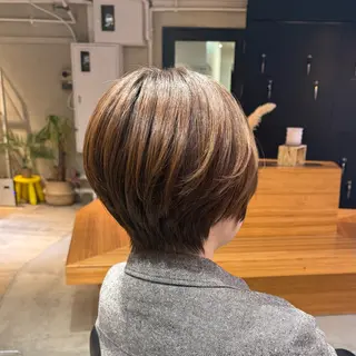 ショート 🩵艶ハイトーン ブリーチ🩵ユウゴのヘアスタイル