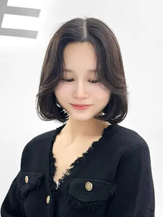 ミディアム カラー ヘアアレンジ 盛れる韓国ボブ🤍 縮毛矯正🤍ひかりのヘアスタイル