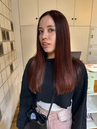 ロング 松本  夏海のヘアスタイル