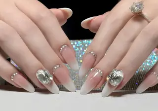 ネイル Pure&Rich Nailのネイルデザイン