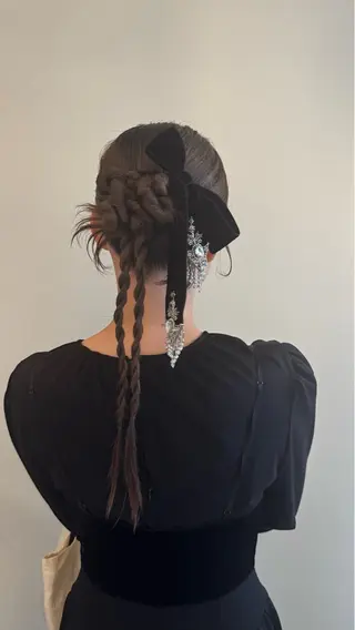 ヘアアレンジ ピエドプール NINAのヘアスタイル