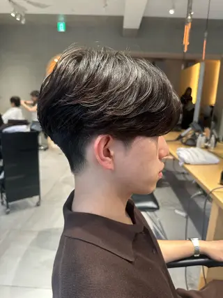 パーマ メンズ レイヤー小顔ショート 吉田ジョウのヘアスタイル