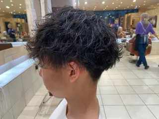 パーマ メンズ 福嶋 和幸のヘアスタイル