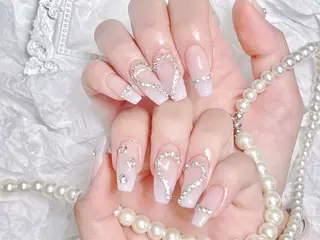 ネイル 🦋 MiKi 🦋 ネイルサロンのネイルデザイン