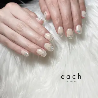 ネイル 𝒆𝒂𝒄𝒉 kanako 🕊のネイルデザイン