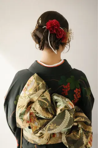 ロング カラー ヘアアレンジ autre所属・大久保 ひでなりのヘアスタイル